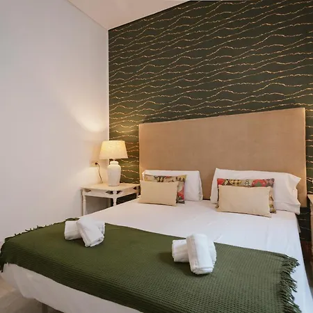Bright And Cozy-1bd 1bth & 2bd 1bth- La Giralda Apartament