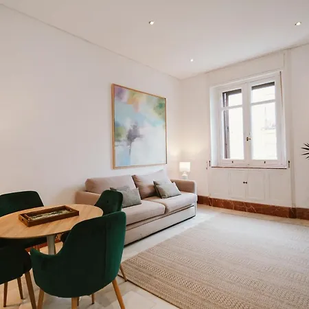 Apartment Bright And Cozy-1bd 1bth & 2bd 1bth- La Giralda