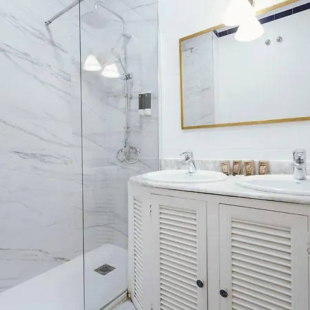 Apartment Bright And Cozy-1bd 1bth & 2bd 1bth- La Giralda Seville