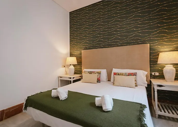 Bright And Cozy-1bd 1bth & 2bd 1bth- La Giralda דירה