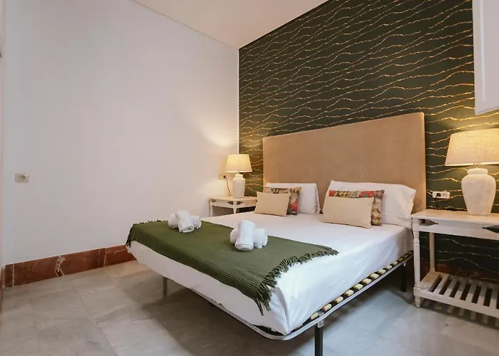 Bright And Cozy-1bd 1bth & 2bd 1bth- La Giralda סביליה