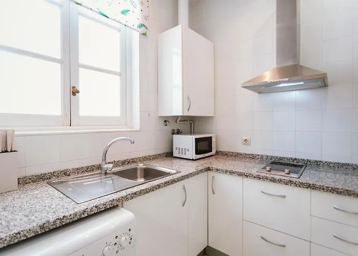 Bright And Cozy-1bd 1bth & 2bd 1bth- La Giralda דירה